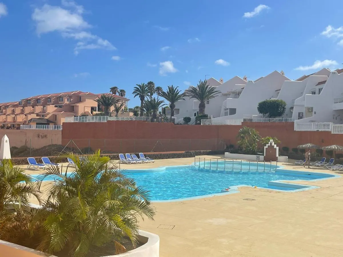 White Sand, Huge Terrace, Fast Wi-Fi, Netflix