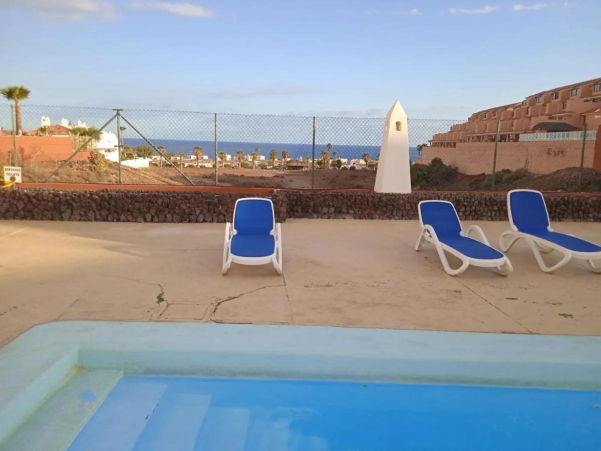 White Sand, Huge Terrace, Fast Wi-Fi, Netflix