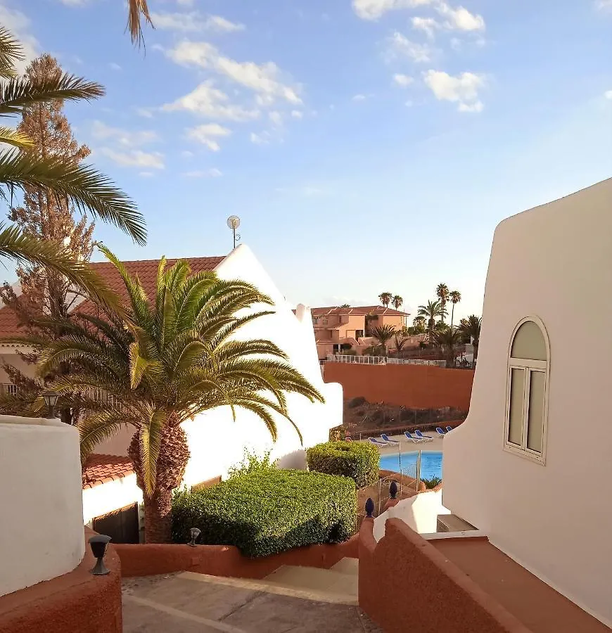 White Sand, Huge Terrace, Fast Wi-Fi, Netflix San Miguel de Abona